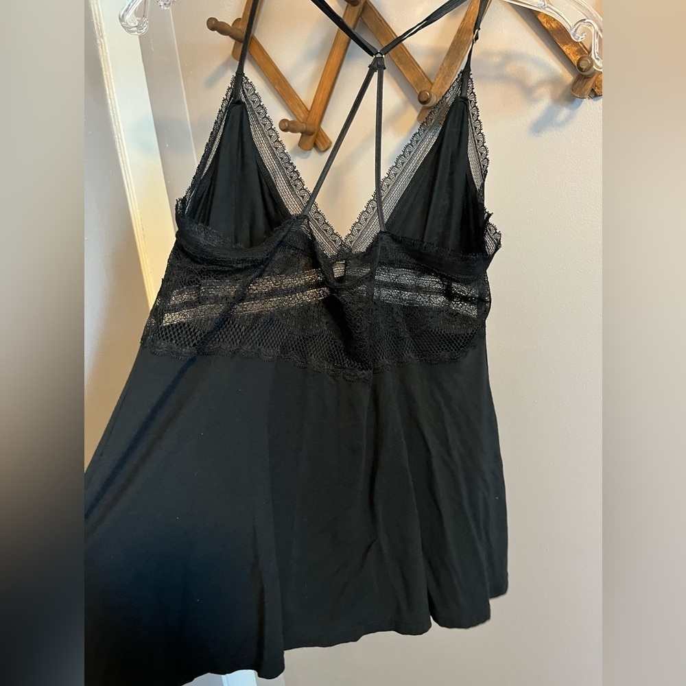 NWT Victoria Secrets cami with see through lace cross cross back M